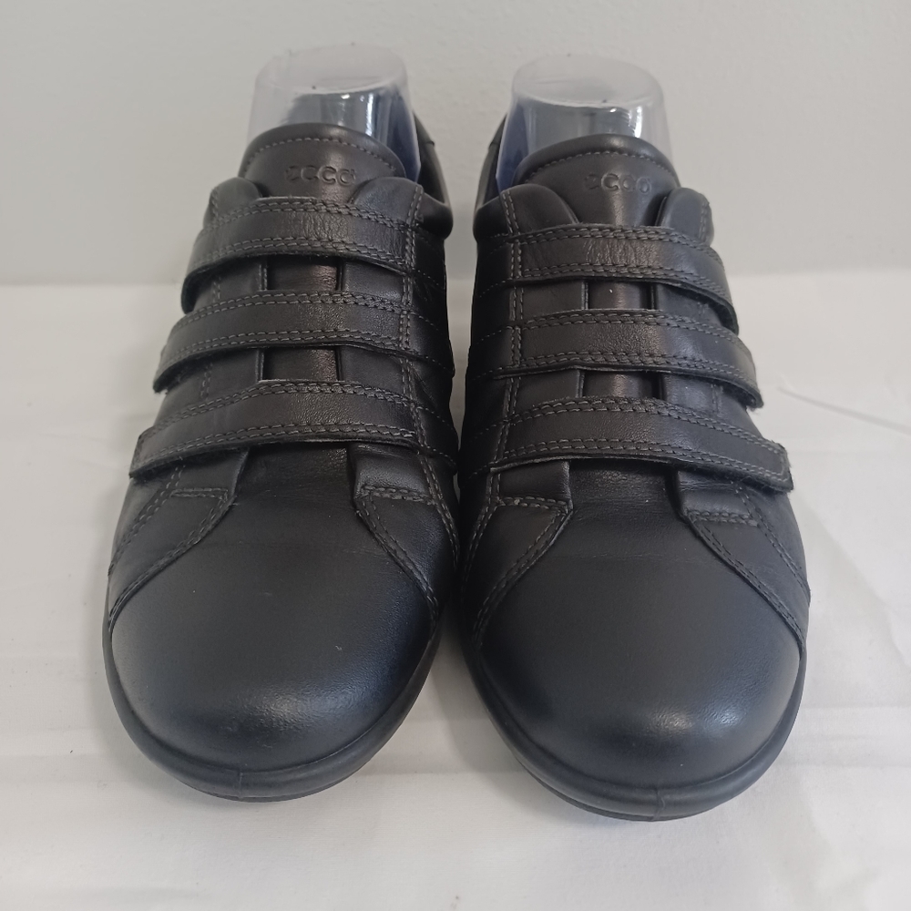 Ecco comfort black leather sneakers three strap hook loop size 39